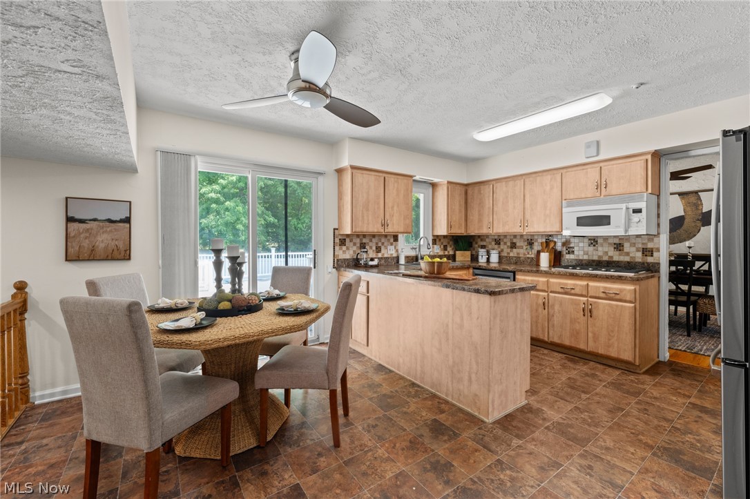 1725 Gladwin Drive Mayfield Heights OH 44124