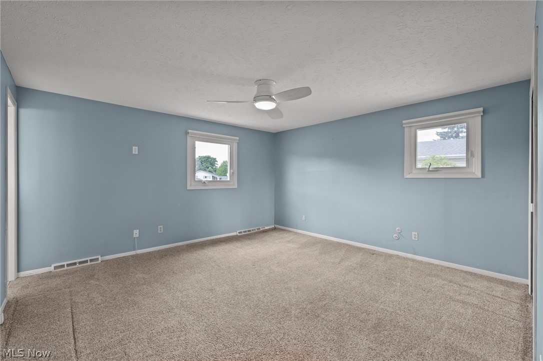 1725 Gladwin Drive Mayfield Heights OH 44124