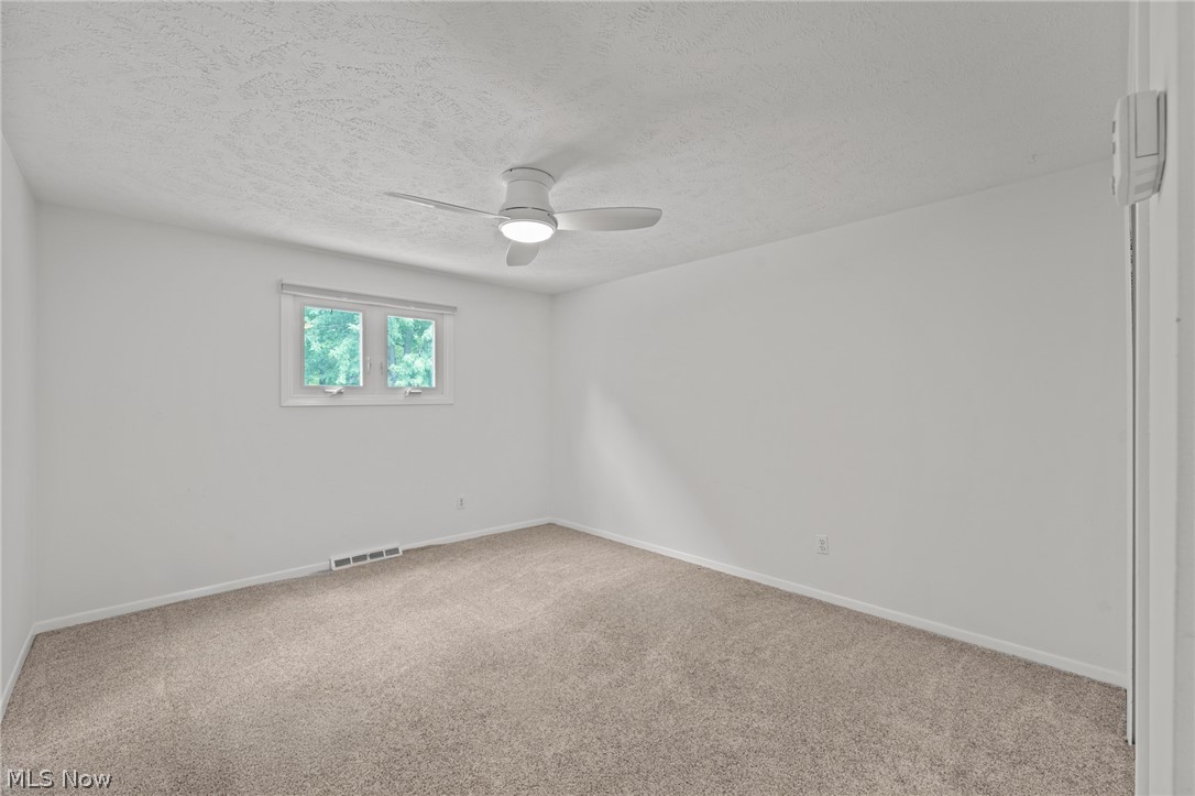 1725 Gladwin Drive Mayfield Heights OH 44124