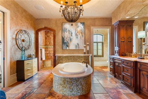 4809 Lantern Hill Circle NW Canton OH 44718