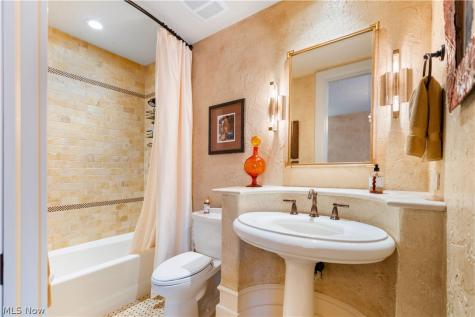 4809 Lantern Hill Circle NW Canton OH 44718