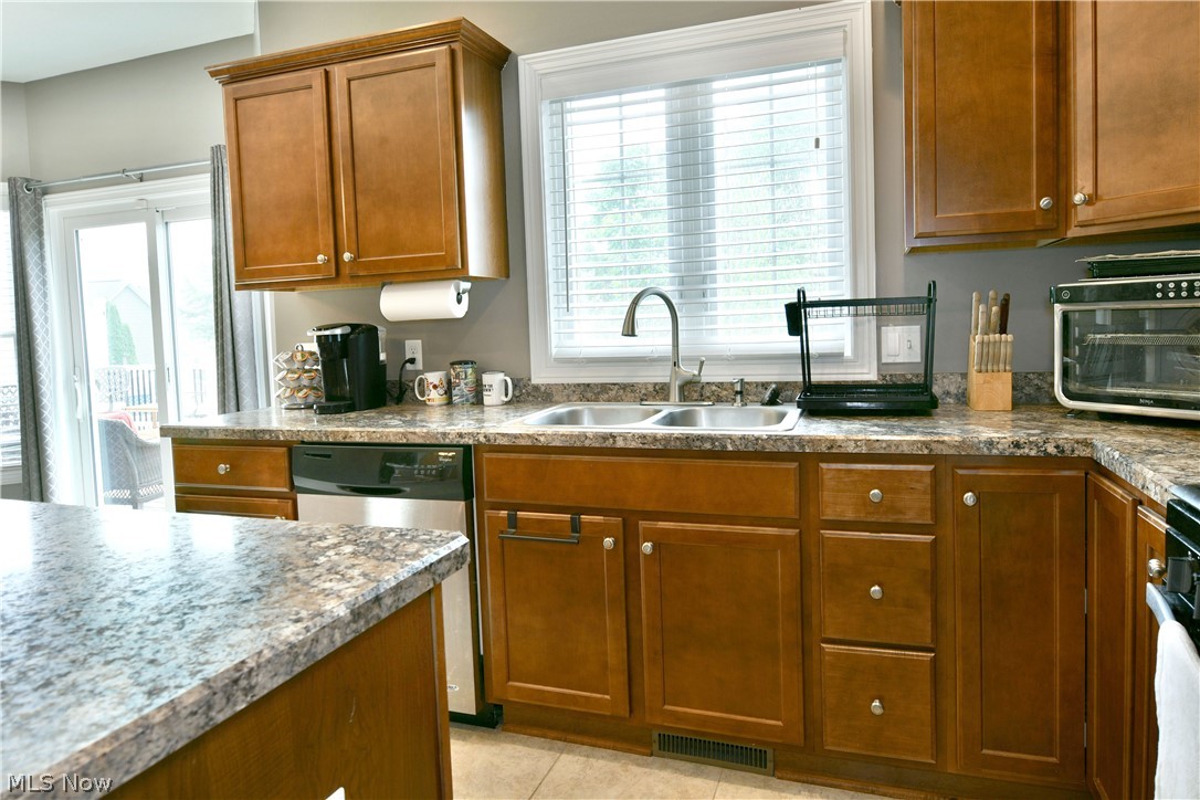 6460 Bay Meadow Court Youngstown OH 44515