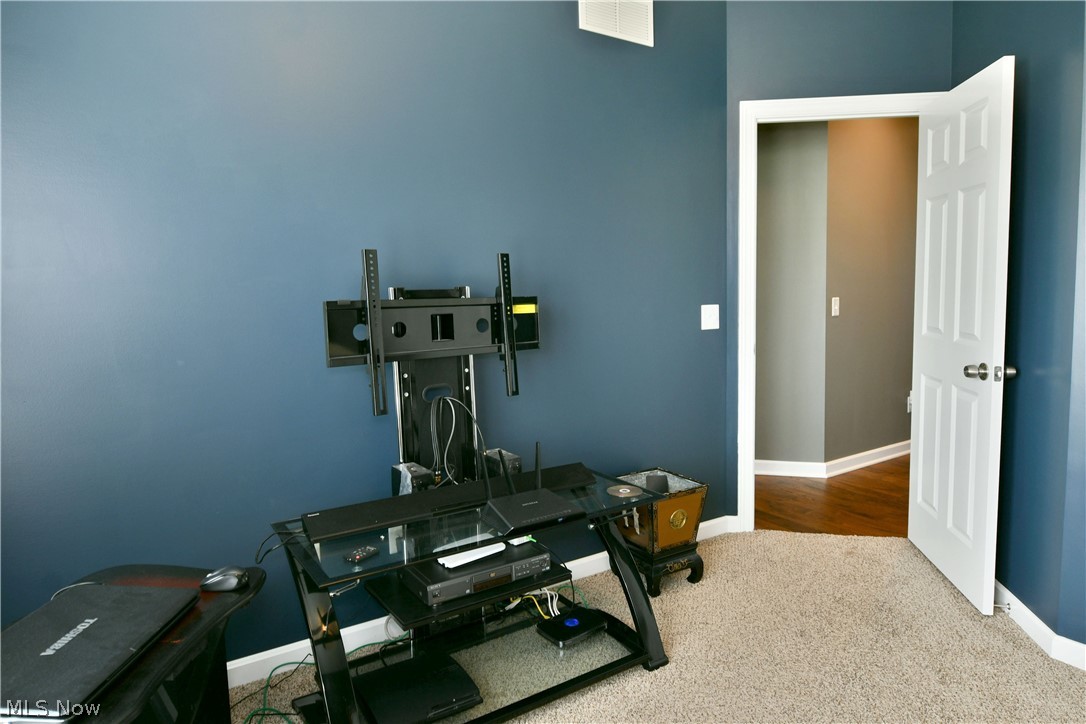6460 Bay Meadow Court Youngstown OH 44515