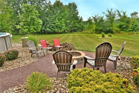 6460 Bay Meadow Court Youngstown OH 44515