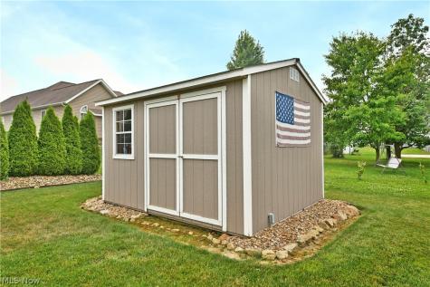 6460 Bay Meadow Court Youngstown OH 44515