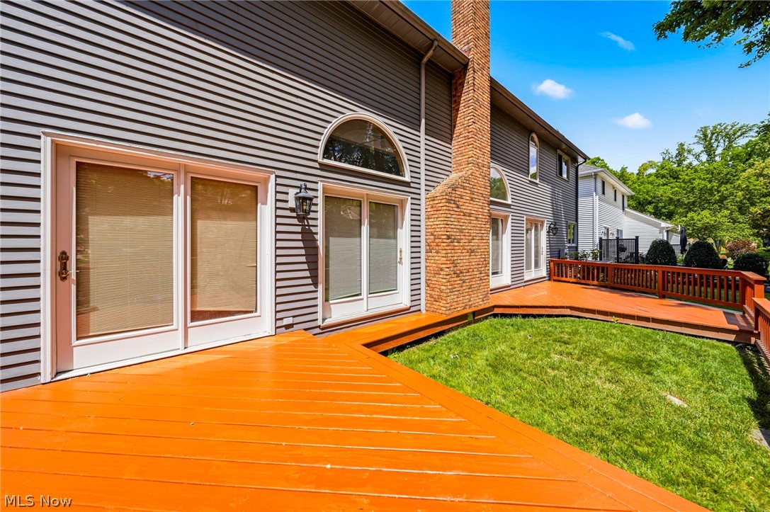 5513 Pheasants Walk Drive North Olmsted OH 44070