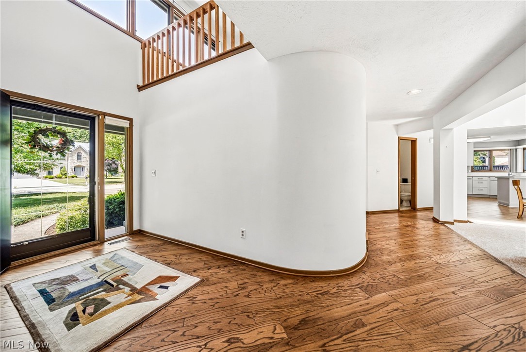 5513 Pheasants Walk Drive North Olmsted OH 44070