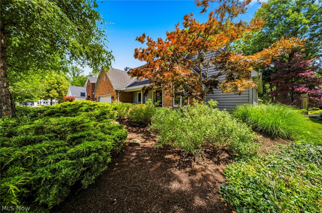 5513 Pheasants Walk Drive North Olmsted OH 44070