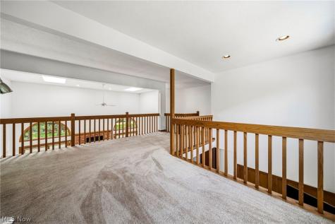 5513 Pheasants Walk Drive North Olmsted OH 44070