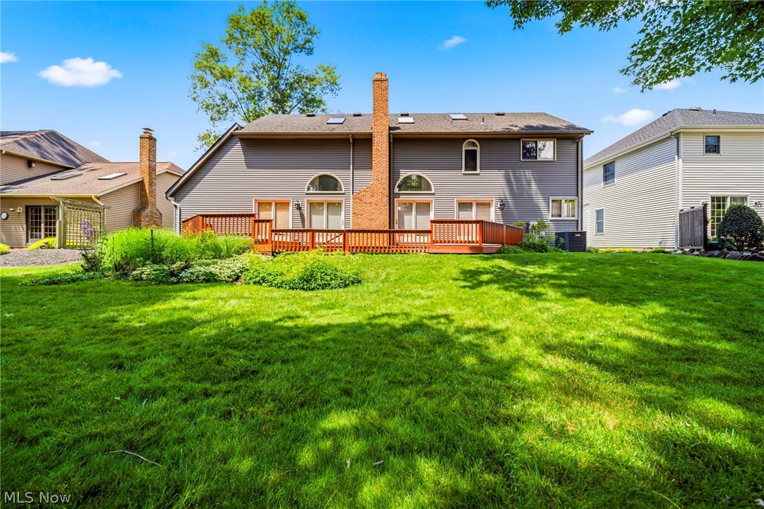 5513 Pheasants Walk Drive North Olmsted OH 44070