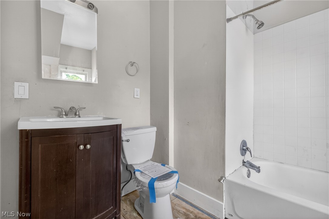 13810 Bartlett Avenue Cleveland OH 44120