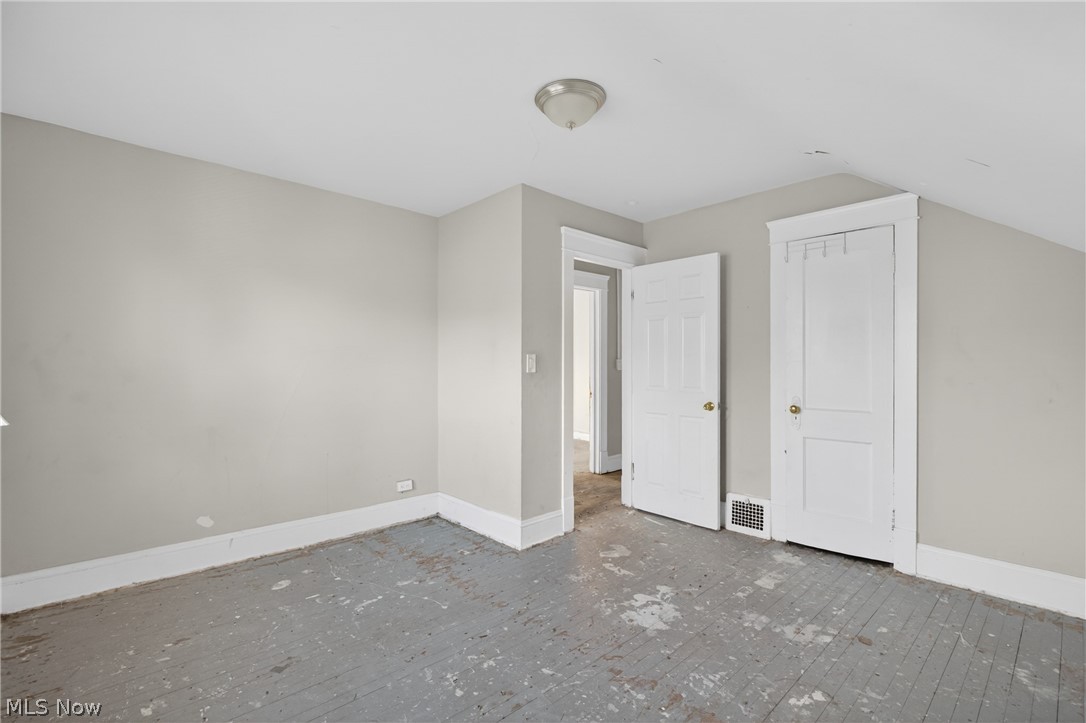 13810 Bartlett Avenue Cleveland OH 44120