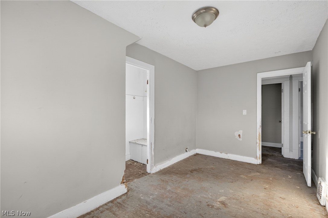 13810 Bartlett Avenue Cleveland OH 44120