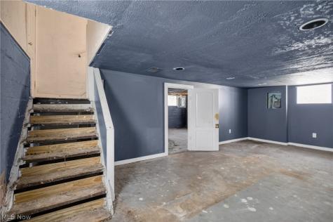 13810 Bartlett Avenue Cleveland OH 44120