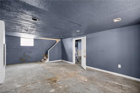 13810 Bartlett Avenue Cleveland OH 44120