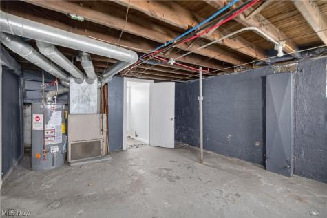 13810 Bartlett Avenue Cleveland OH 44120