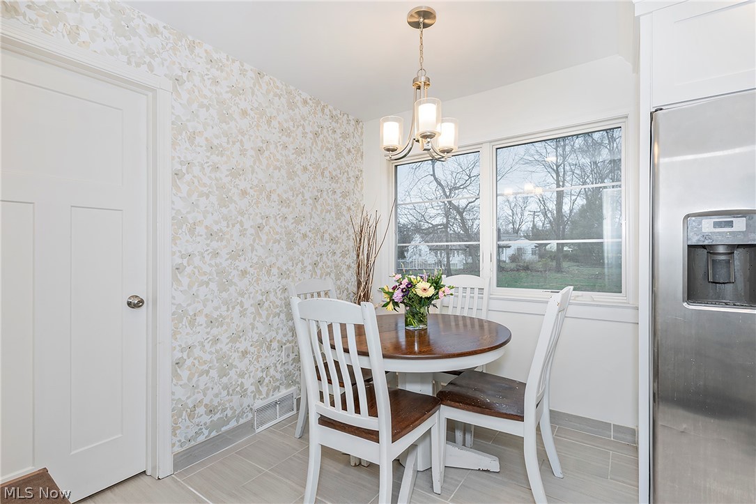 16237 Forest Hills Boulevard Cleveland Heights OH 44112