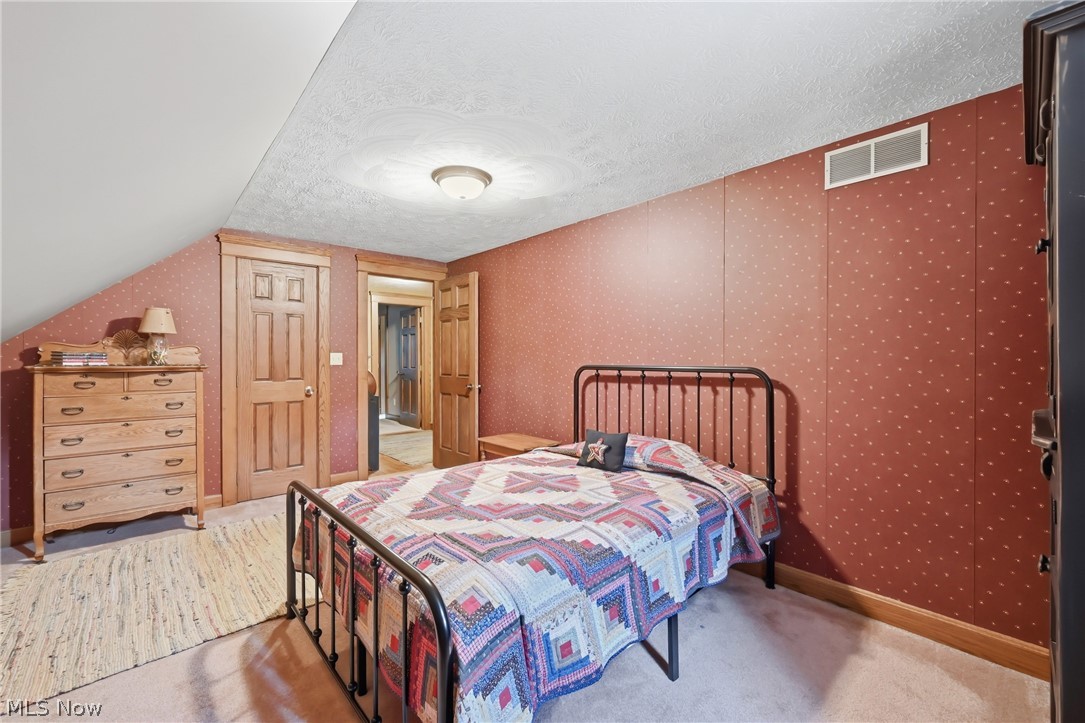 141 Southdale Boulevard Cortland OH 44410