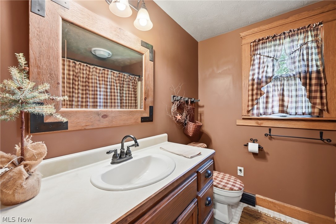141 Southdale Boulevard Cortland OH 44410
