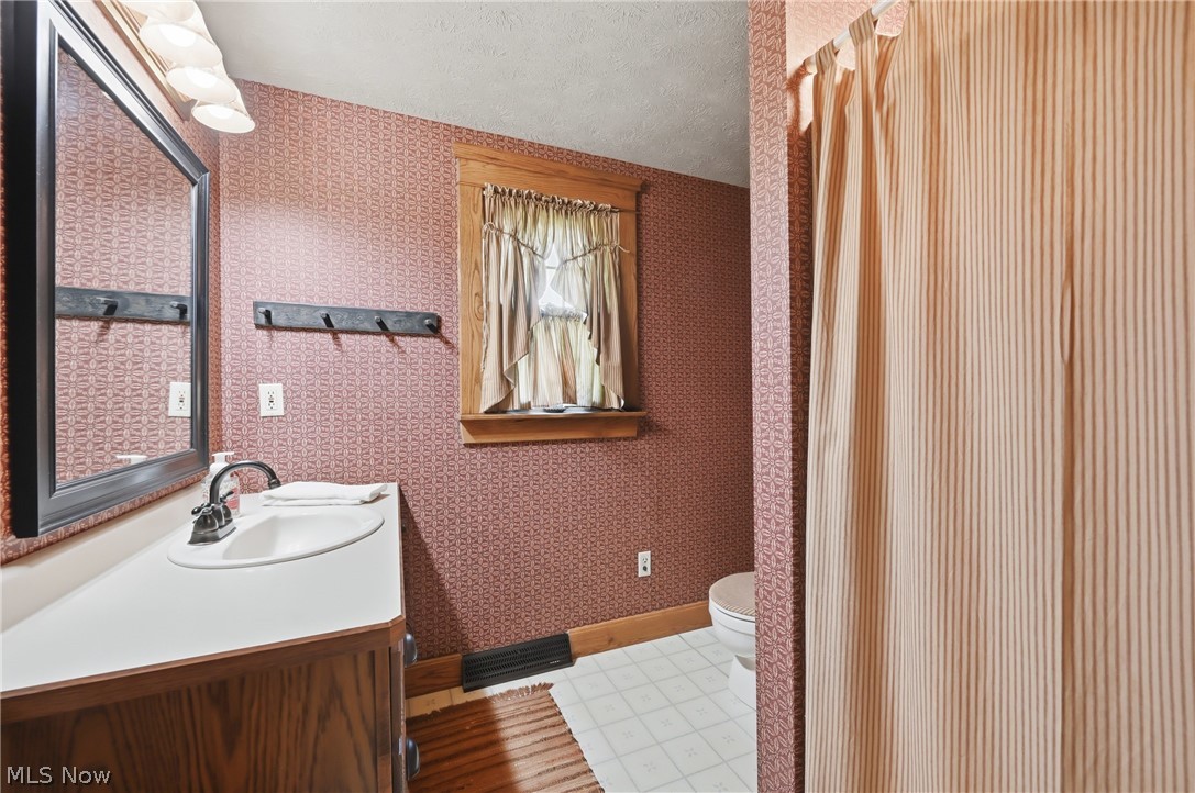 141 Southdale Boulevard Cortland OH 44410