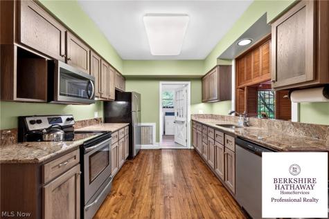 3555 Birch Tree Path Cleveland Heights OH 44121