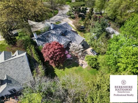 3555 Birch Tree Path Cleveland Heights OH 44121