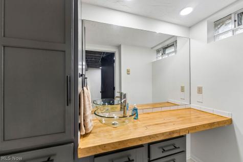 9627 Patricia Court Elyria OH 44035