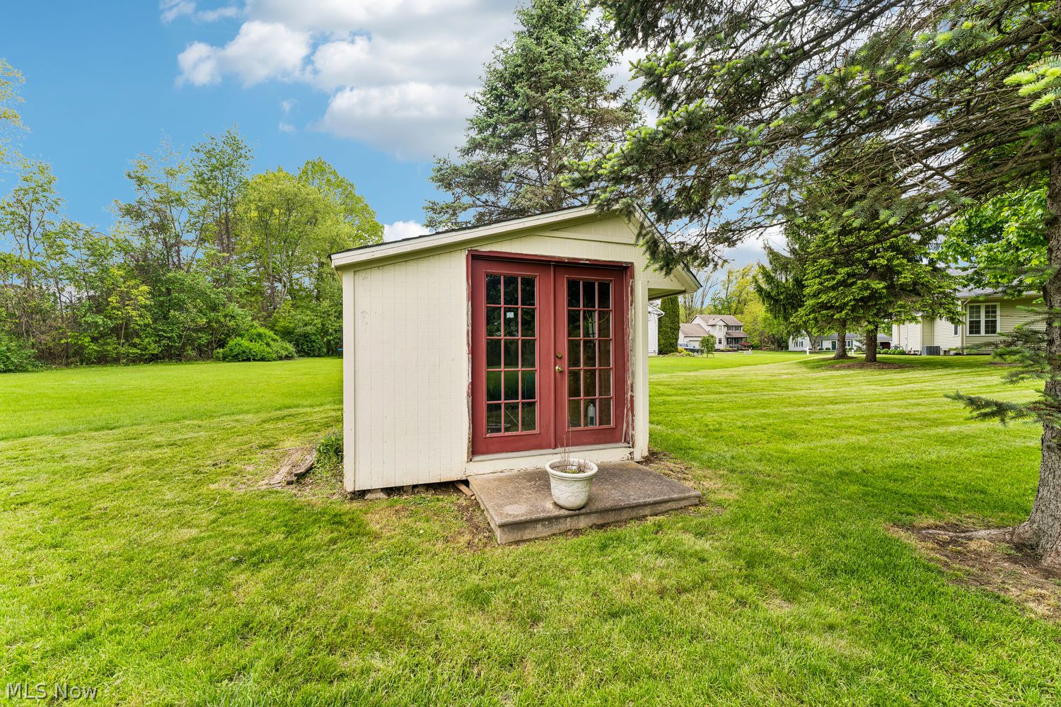 9627 Patricia Court Elyria OH 44035