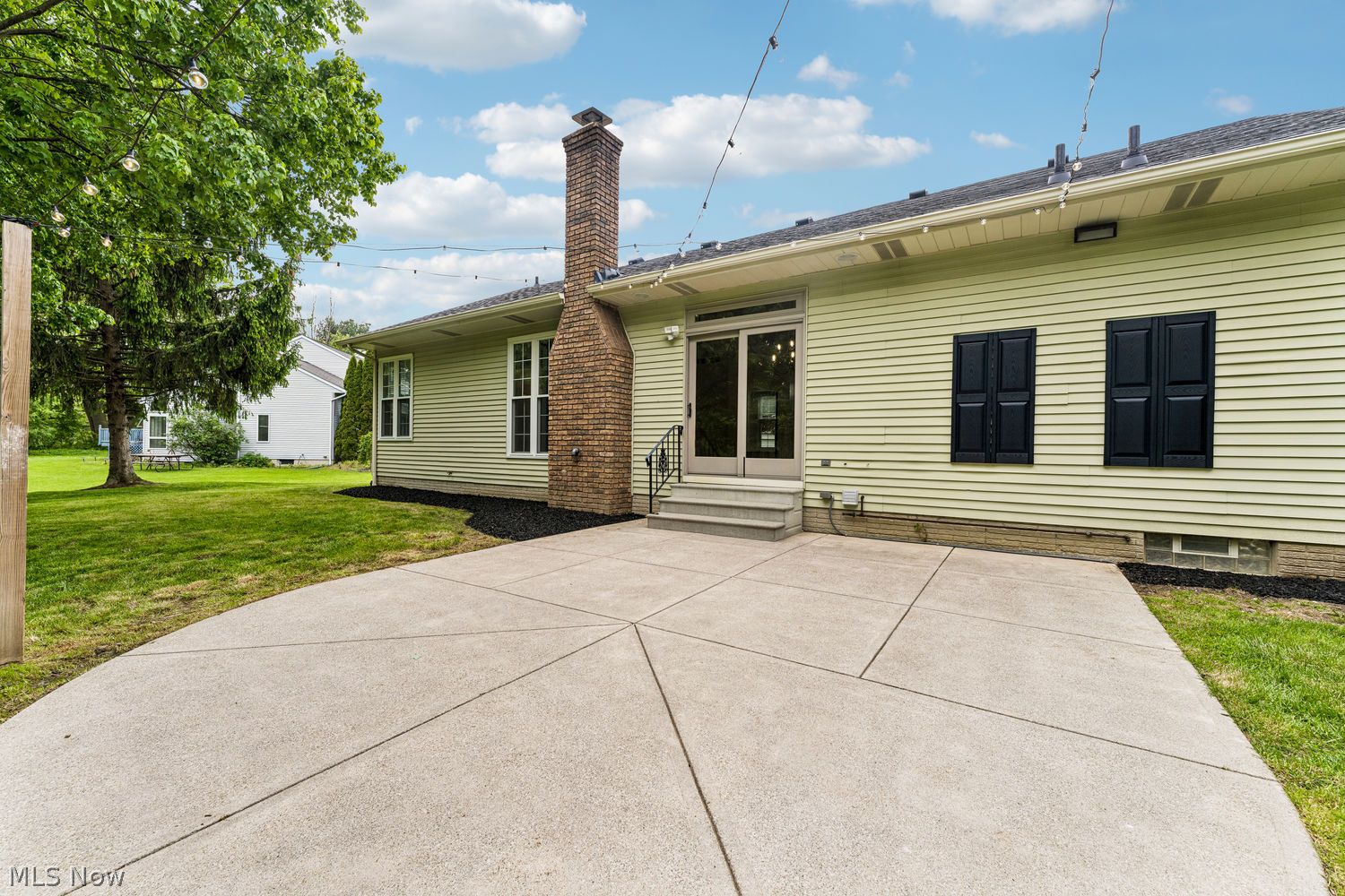 9627 Patricia Court Elyria OH 44035