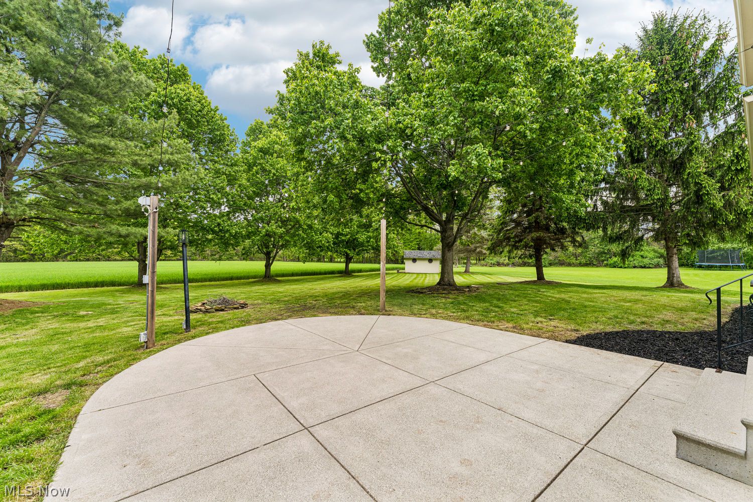 9627 Patricia Court Elyria OH 44035