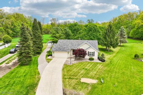 9627 Patricia Court Elyria OH 44035
