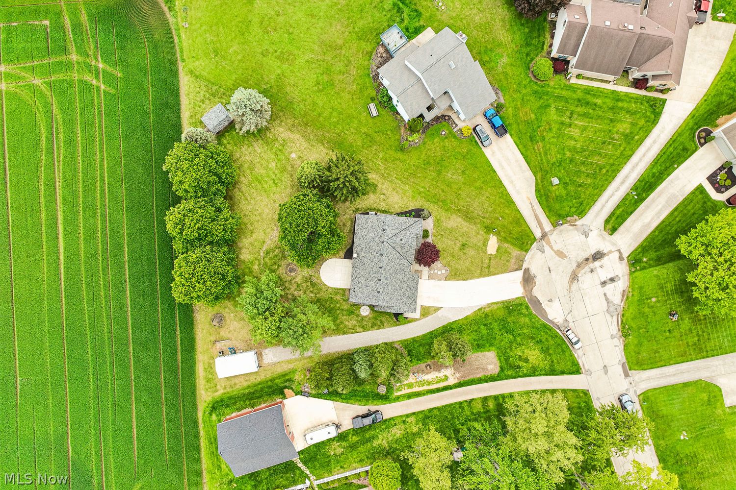 9627 Patricia Court Elyria OH 44035