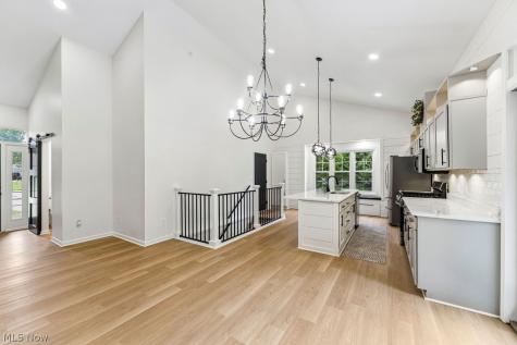 9627 Patricia Court Elyria OH 44035