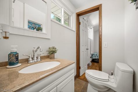 145 E Englewood Drive Seven Hills OH 44131