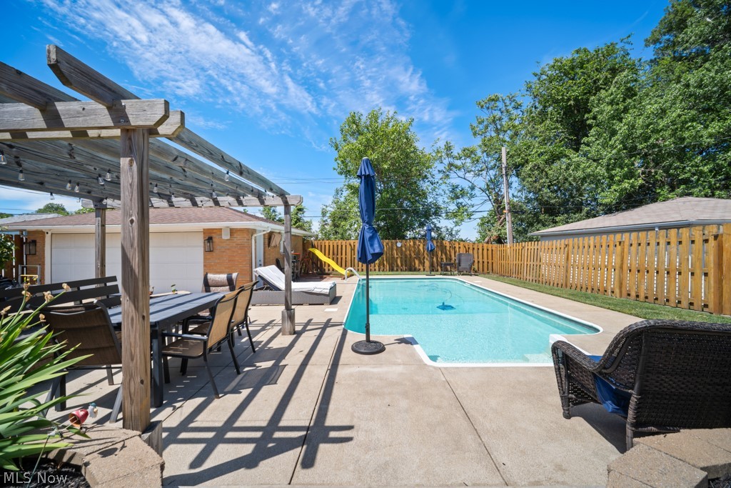 145 E Englewood Drive Seven Hills OH 44131
