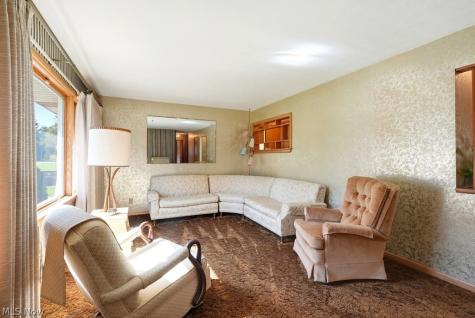 3677 Johnson Road Norton OH 44203