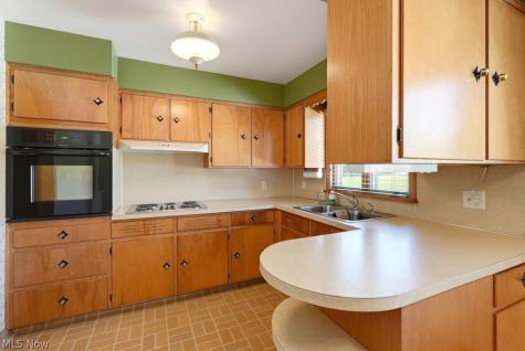 3677 Johnson Road Norton OH 44203