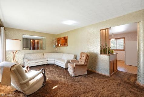 3677 Johnson Road Norton OH 44203