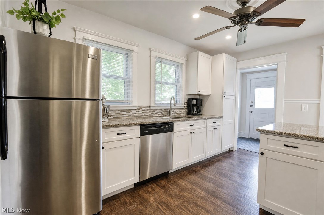 2179 Alger Road Lakewood OH 44107