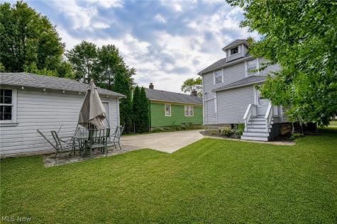 2179 Alger Road Lakewood OH 44107