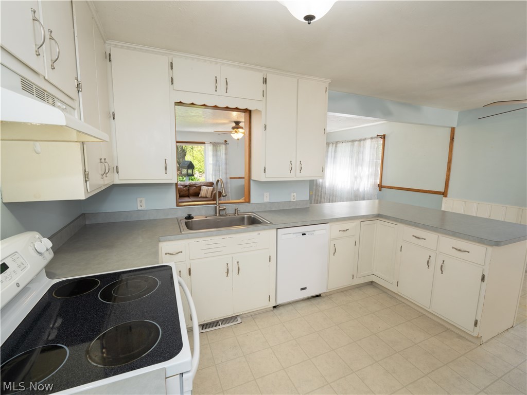 16374 Main Market Road West Farmington OH 44080