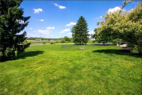 10381 Portage Street NW Canal Fulton OH 44614