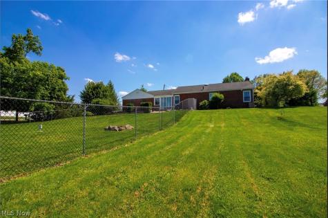 10381 Portage Street NW Canal Fulton OH 44614