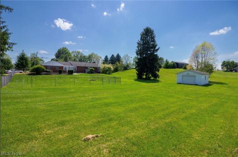 10381 Portage Street NW Canal Fulton OH 44614