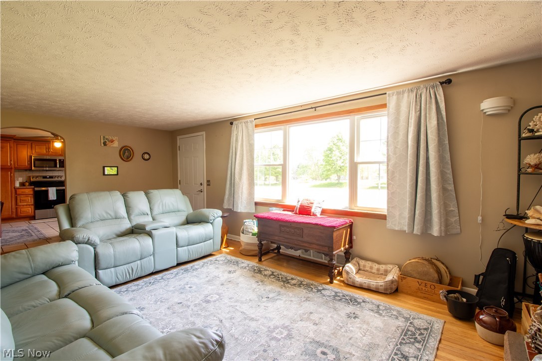 10381 Portage Street NW Canal Fulton OH 44614