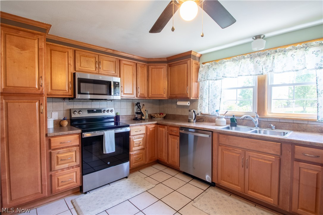 10381 Portage Street NW Canal Fulton OH 44614