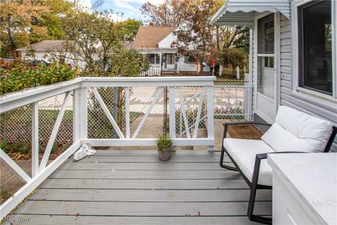 10004 Manoa Avenue Brooklyn OH 44144