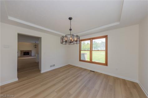 333 Danbury Lane Richmond Heights OH 44143