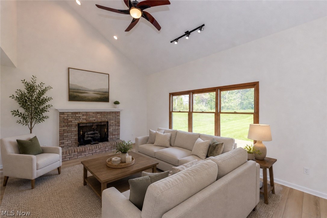 333 Danbury Lane Richmond Heights OH 44143