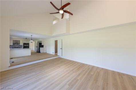 333 Danbury Lane Richmond Heights OH 44143